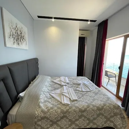 Blue Bay ホテル Sarandë